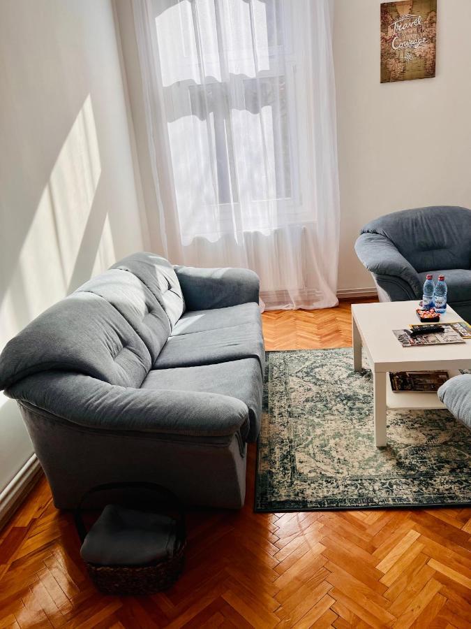 Apartment Friends Central Oradea Zewnętrze zdjęcie